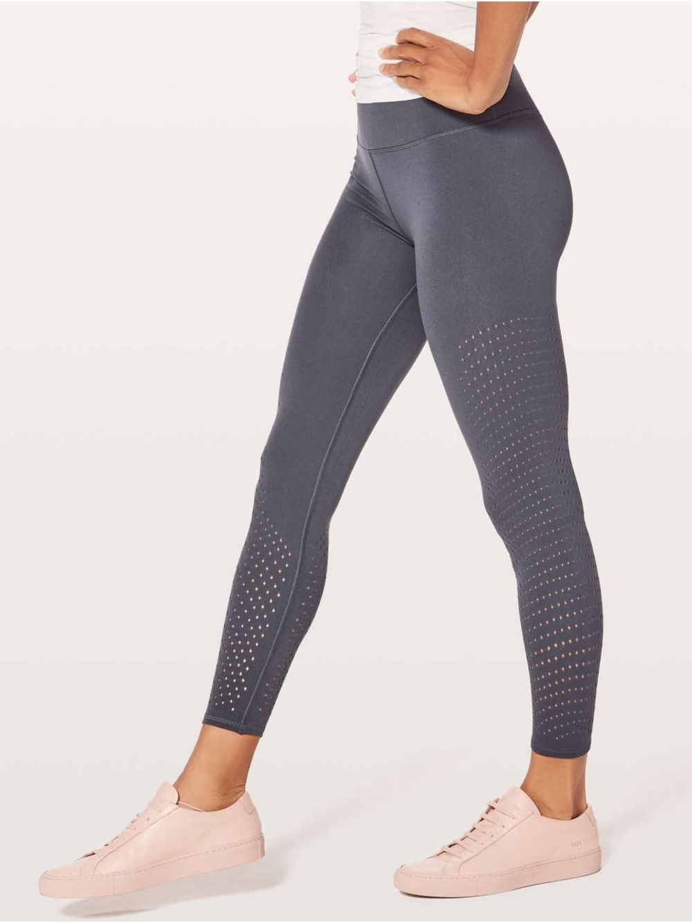 Lululemon Reveal 7/8 Tight *Vortex 25"
Blue Tied - Picture 2 of 11